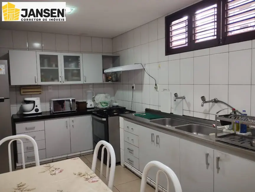 Casa com 3 quartos à venda, 230m2 em Expedicionários, Joao Pessoa - PB - imagem 9 Foto 9 de Casa com 3 quartos à venda, 230m2 em Expedicionários, Joao Pessoa - PB