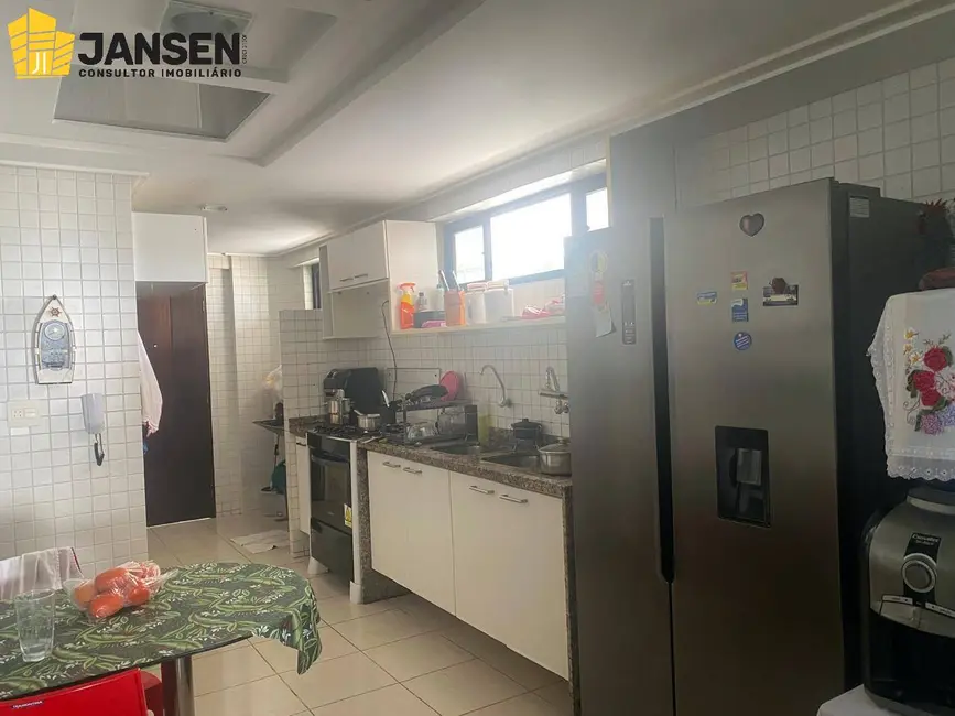 Foto 9 de Apartamento com 3 quartos à venda, 207m2 em Cabo Branco, Joao Pessoa - PB