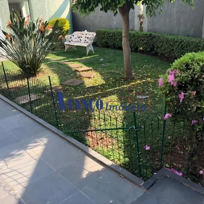 Casa com 4 quartos à venda, 295m2 em Vila Liberdade, Jundiai - SP - imagem 2 Foto 2 de Casa com 4 quartos à venda, 295m2 em Vila Liberdade, Jundiai - SP