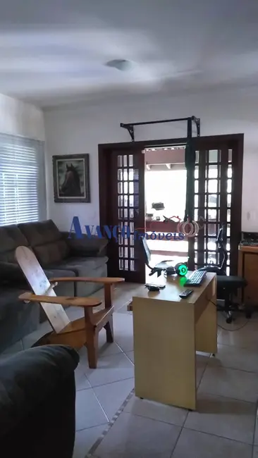 Casa de Condomínio com 3 quartos para alugar, 560m2 em Caxambu, Jundiai - SP - imagem 2 Foto 2 de Casa de Condomínio com 3 quartos para alugar, 560m2 em Caxambu, Jundiai - SP