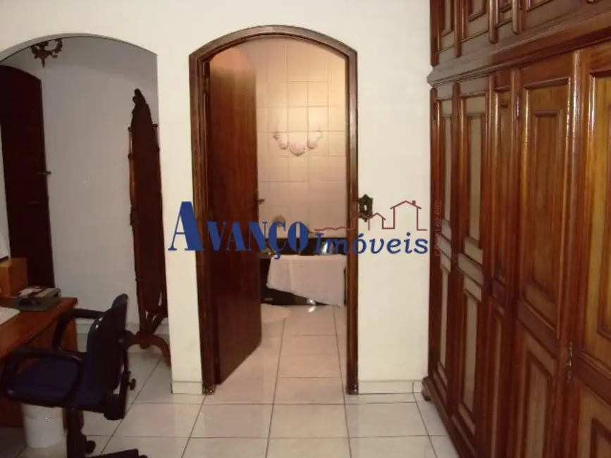 Casa com 3 quartos à venda, 400m2 em Vila Progresso, Jundiai - SP - imagem 3 Foto 3 de Casa com 3 quartos à venda, 400m2 em Vila Progresso, Jundiai - SP