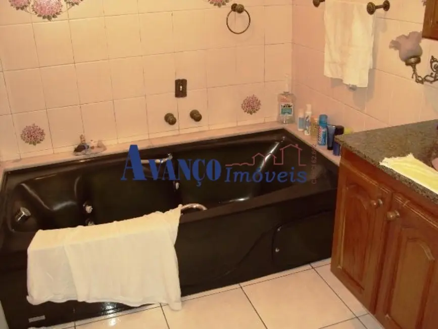 Casa com 3 quartos à venda, 400m2 em Vila Progresso, Jundiai - SP - imagem 5 Foto 5 de Casa com 3 quartos à venda, 400m2 em Vila Progresso, Jundiai - SP