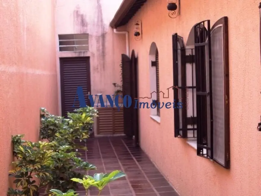 Casa com 3 quartos à venda, 400m2 em Vila Progresso, Jundiai - SP - imagem 9 Foto 9 de Casa com 3 quartos à venda, 400m2 em Vila Progresso, Jundiai - SP