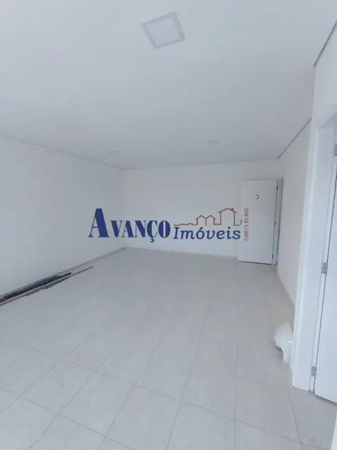 Sala Comercial para alugar, 120m2 em Vila Tupi, Varzea Paulista - SP - imagem 6 Foto 6 de Sala Comercial para alugar, 120m2 em Vila Tupi, Varzea Paulista - SP