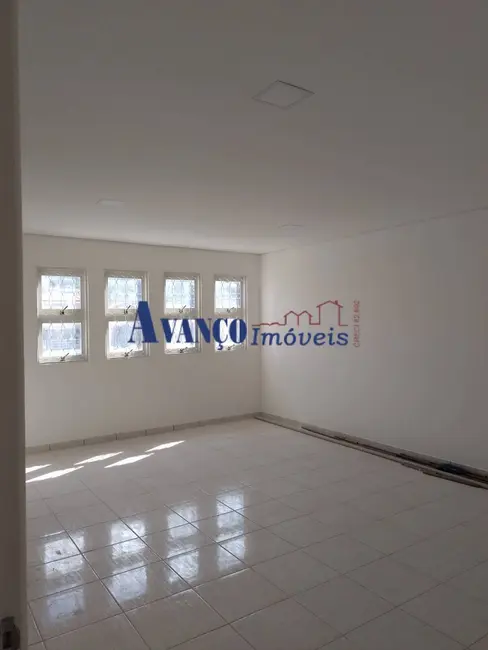 Sala Comercial para alugar, 120m2 em Vila Tupi, Varzea Paulista - SP - imagem 3 Foto 3 de Sala Comercial para alugar, 120m2 em Vila Tupi, Varzea Paulista - SP