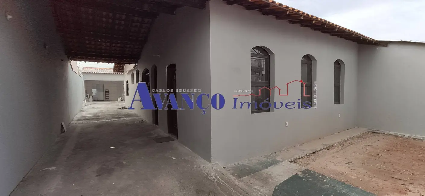 Casa com 3 quartos à venda, 250m2 em Jardim do Lago, Jundiai - SP - imagem 3 Foto 3 de Casa com 3 quartos à venda, 250m2 em Jardim do Lago, Jundiai - SP