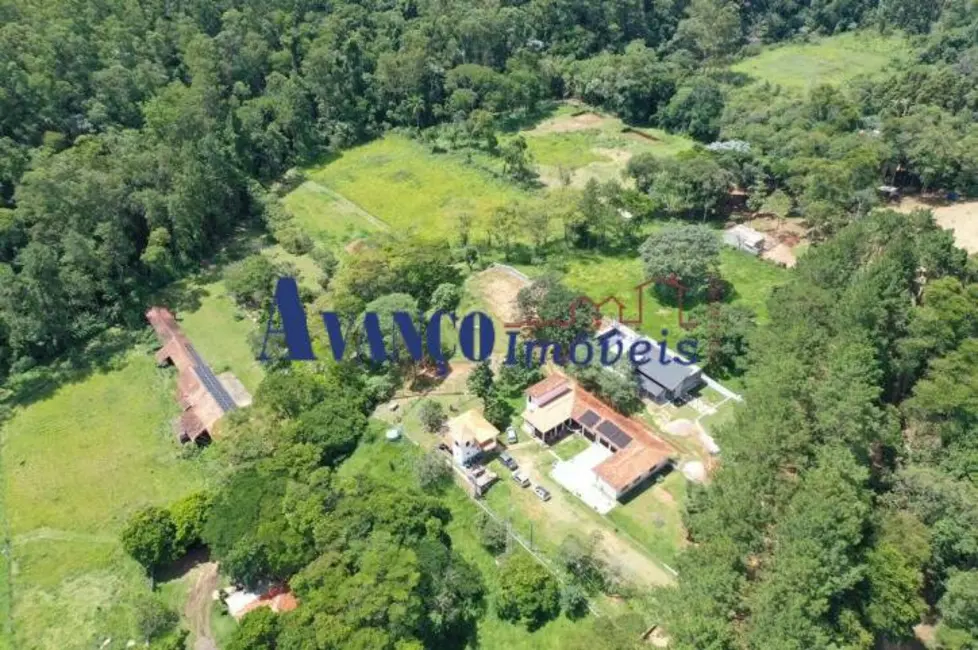 Foto 2 de Chácara com 8 quartos à venda, 10000m2 em Santa Clara, Jundiai - SP