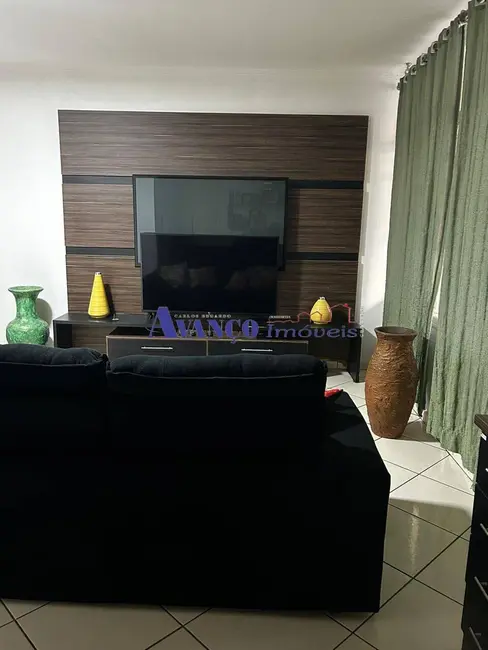 Foto 2 de Casa com 4 quartos à venda, 250m2 em Cidade Luiza, Jundiai - SP