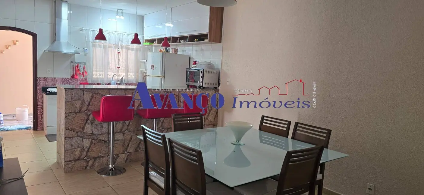 Foto 3 de Casa com 3 quartos à venda, 250m2 em Vila Josefina, Jundiai - SP