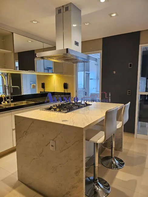 Apartamento com 3 quartos para alugar, 268m2 em Bela Vista, Jundiai - SP - imagem 9 Foto 9 de Apartamento com 3 quartos para alugar, 268m2 em Bela Vista, Jundiai - SP