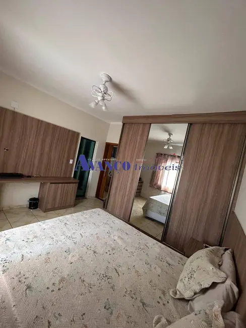 Casa com 3 quartos à venda, 220m2 em Vila Cardoso, Campo Limpo Paulista - SP - imagem 8 Foto 8 de Casa com 3 quartos à venda, 220m2 em Vila Cardoso, Campo Limpo Paulista - SP