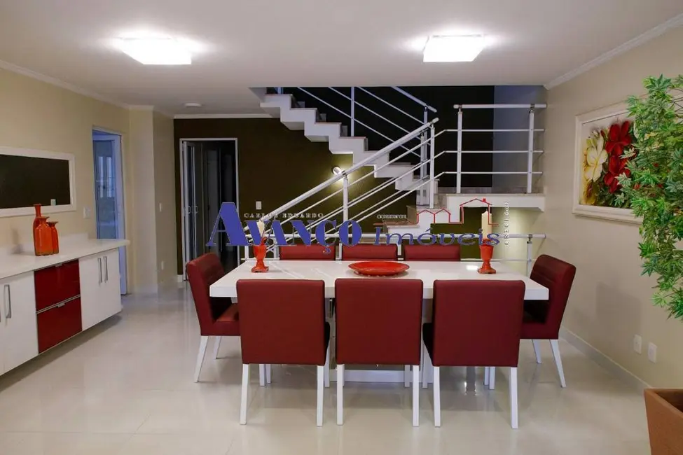 Casa com 4 quartos à venda, 300m2 em Vila Viotto, Jundiai - SP - imagem 9 Foto 9 de Casa com 4 quartos à venda, 300m2 em Vila Viotto, Jundiai - SP