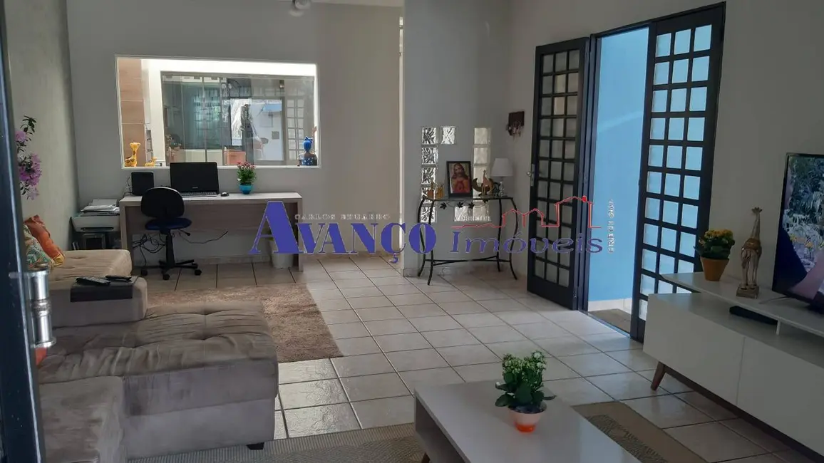 Foto 4 de Casa com 3 quartos à venda, 450m2 em Jundiai - SP