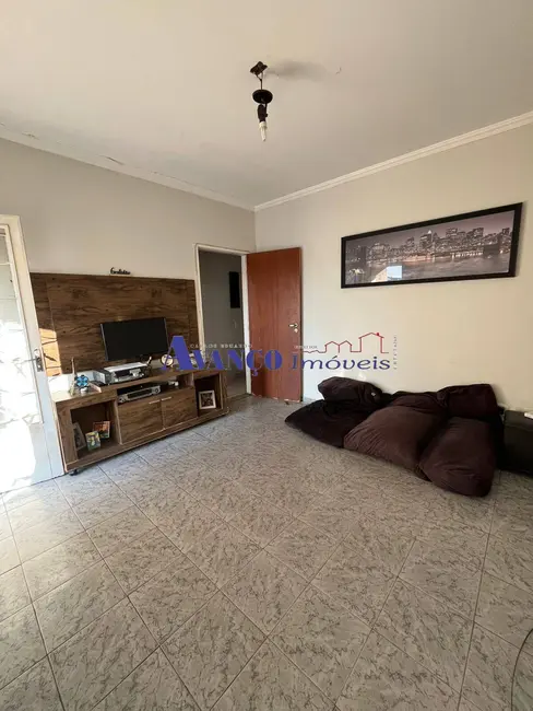 Casa com 2 quartos à venda, 250m2 em Vila Esperança, Jundiai - SP - imagem 4 Foto 4 de Casa com 2 quartos à venda, 250m2 em Vila Esperança, Jundiai - SP