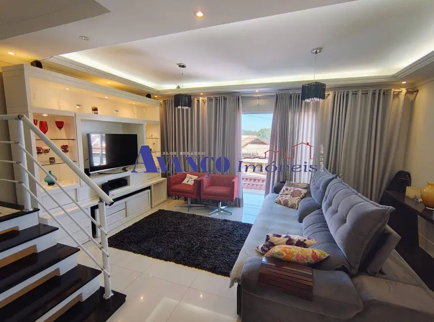 Casa com 3 quartos à venda, 240m2 em Horto Santo Antonio, Jundiai - SP - imagem 2 Foto 2 de Casa com 3 quartos à venda, 240m2 em Horto Santo Antonio, Jundiai - SP