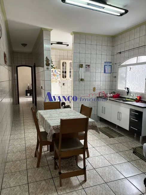 Casa com 4 quartos à venda, 283m2 em Vila Vianelo, Jundiai - SP - imagem 3 Foto 3 de Casa com 4 quartos à venda, 283m2 em Vila Vianelo, Jundiai - SP