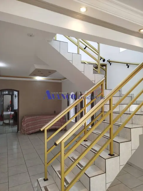 Casa com 4 quartos à venda, 283m2 em Vila Vianelo, Jundiai - SP - imagem 4 Foto 4 de Casa com 4 quartos à venda, 283m2 em Vila Vianelo, Jundiai - SP