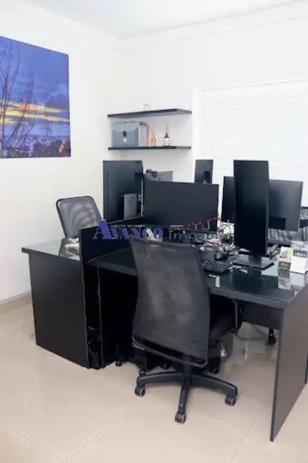 Foto 3 de Casa com 5 quartos à venda, 200m2 em Vila Progresso, Jundiai - SP