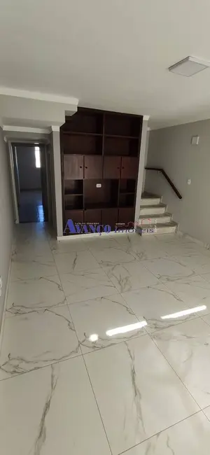 Casa com 3 quartos para alugar, 200m2 em Centro, Jundiai - SP - imagem 2 Foto 2 de Casa com 3 quartos para alugar, 200m2 em Centro, Jundiai - SP