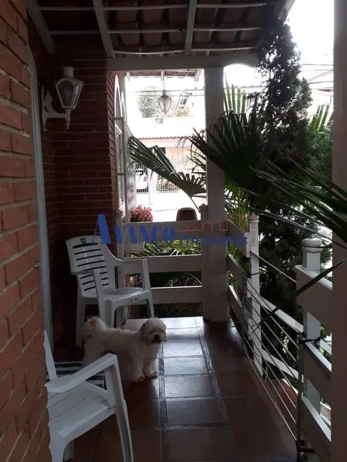 Casa com 3 quartos à venda, 250m2 em Parque do Colégio, Jundiai - SP - imagem 6 Foto 6 de Casa com 3 quartos à venda, 250m2 em Parque do Colégio, Jundiai - SP