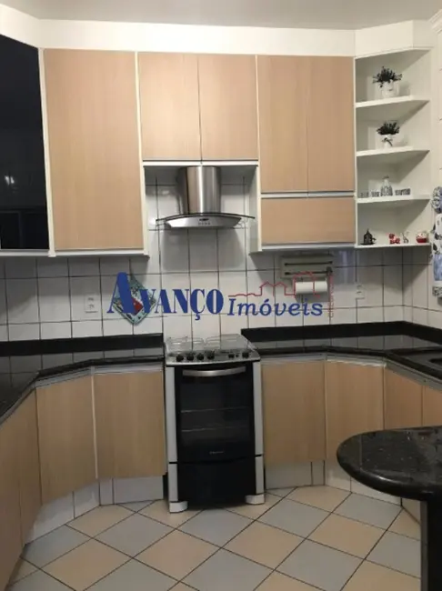 Foto 10 de Casa com 3 quartos à venda, 223m2 em Parque Cidade Jardim, Jundiai - SP