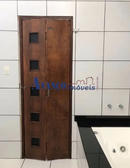 Foto 15 de Casa com 3 quartos à venda, 223m2 em Parque Cidade Jardim, Jundiai - SP