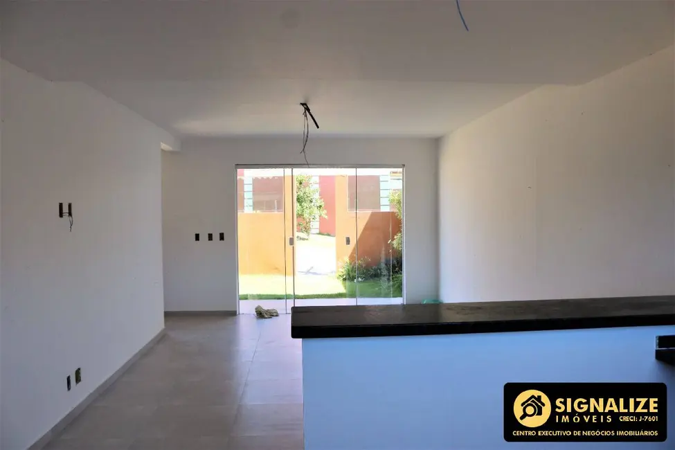 Casa de Condomínio com 3 quartos à venda, 700m2 em Morro do Milagre, Sao Pedro Da Aldeia - RJ - imagem 4 Foto 4 de Casa de Condomínio com 3 quartos à venda, 700m2 em Morro do Milagre, Sao Pedro Da Aldeia - RJ