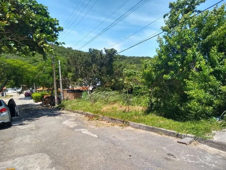 Foto 2 de Terreno / Lote à venda, 700m2 em Peró, Cabo Frio - RJ