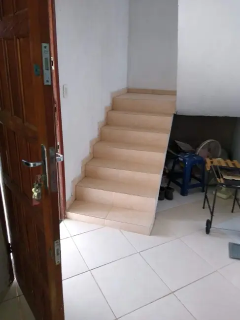 Foto 5 de Casa com 4 quartos à venda, 600m2 em Jardim Esperança, Cabo Frio - RJ