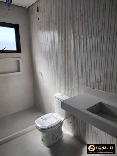 Casa de Condomínio com 3 quartos à venda, 360m2 em Ogiva, Cabo Frio - RJ - imagem 6 Foto 6 de Casa de Condomínio com 3 quartos à venda, 360m2 em Ogiva, Cabo Frio - RJ