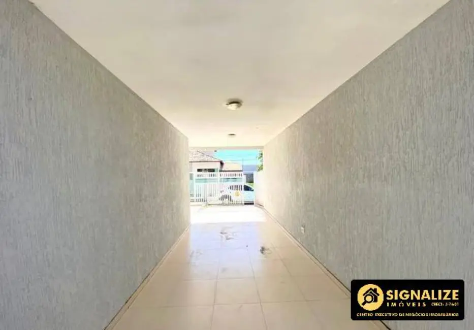 Foto 3 de Casa de Condomínio com 3 quartos à venda, 300m2 em Peró, Cabo Frio - RJ