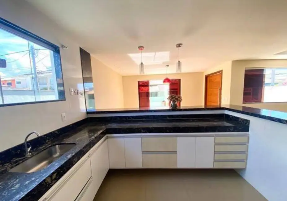 Foto 7 de Casa de Condomínio com 3 quartos à venda, 300m2 em Peró, Cabo Frio - RJ