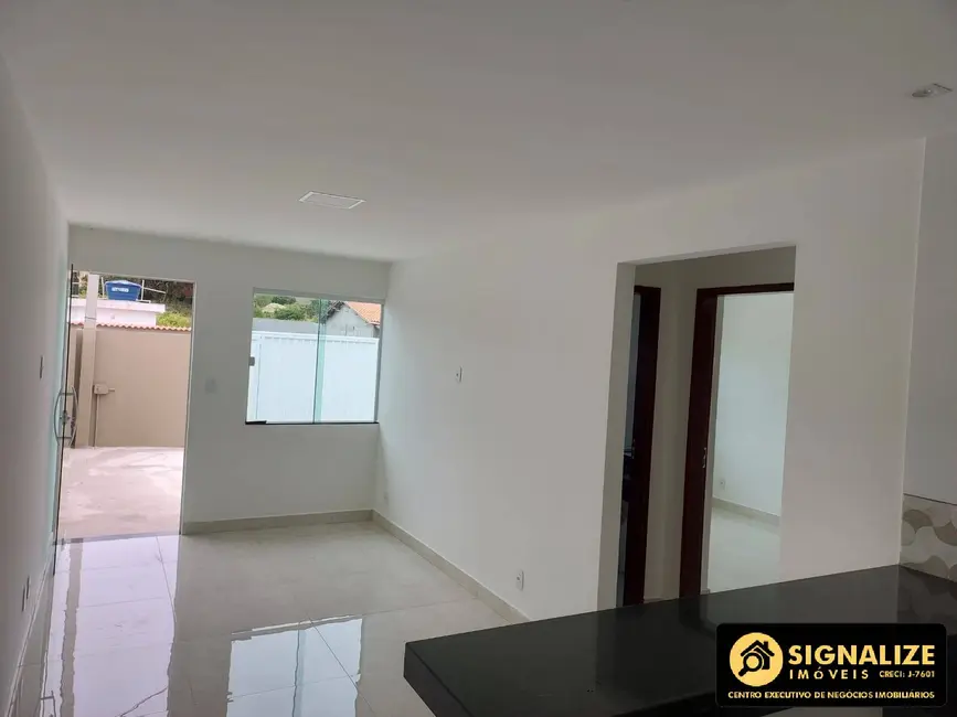 Casa com 2 quartos à venda, 150m2 em Cabo Frio - RJ - imagem 4 Foto 4 de Casa com 2 quartos à venda, 150m2 em Cabo Frio - RJ