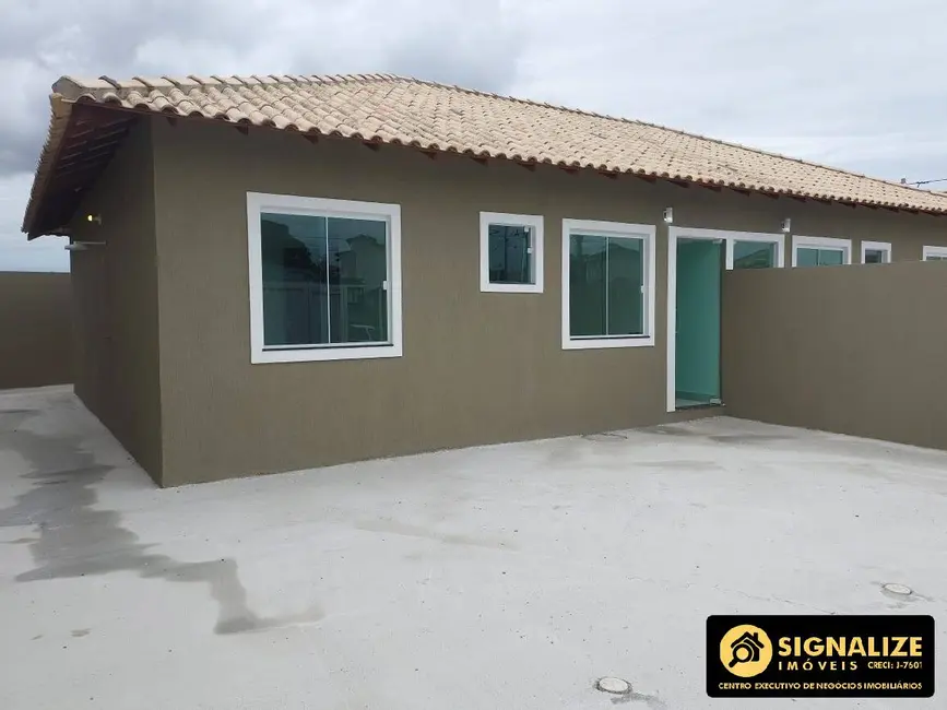 Foto 2 de Casa com 2 quartos à venda, 150m2 em Cabo Frio - RJ