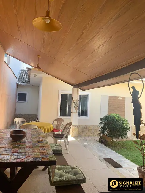 Foto 3 de Casa de Condomínio com 3 quartos à venda, 300m2 em Ogiva, Cabo Frio - RJ