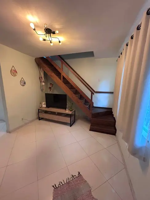 Apartamento com 3 quartos à venda, 150m2 em Braga, Cabo Frio - RJ - imagem 2 Foto 2 de Apartamento com 3 quartos à venda, 150m2 em Braga, Cabo Frio - RJ