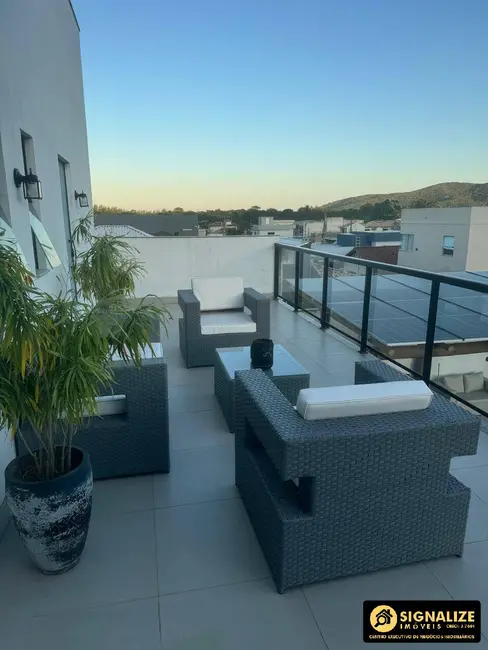 Foto 5 de Casa de Condomínio com 4 quartos à venda, 206m2 em Peró, Cabo Frio - RJ