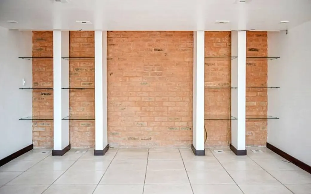 Foto 8 de Sala Comercial à venda, 30m2 em Centro, Cabo Frio - RJ