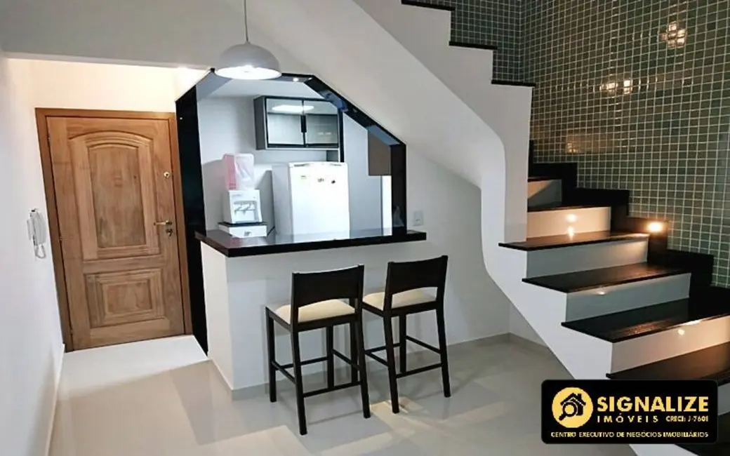 Cobertura com 4 quartos à venda, 220m2 em Cabo Frio - RJ - imagem 3 Foto 3 de Cobertura com 4 quartos à venda, 220m2 em Cabo Frio - RJ