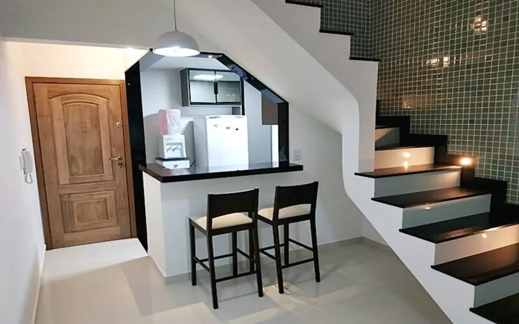 Foto 3 de Cobertura com 4 quartos à venda, 220m2 em Cabo Frio - RJ