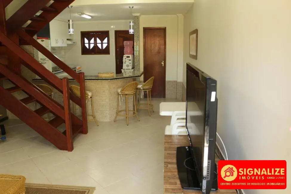 Casa de Condomínio com 2 quartos à venda em Peró, Cabo Frio - RJ - imagem 3 Foto 3 de Casa de Condomínio com 2 quartos à venda em Peró, Cabo Frio - RJ