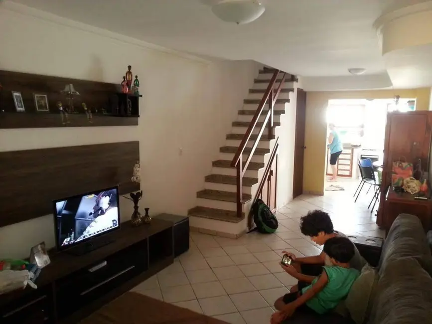 Foto 6 de Casa de Condomínio com 3 quartos à venda, 73m2 em Ogiva, Cabo Frio - RJ