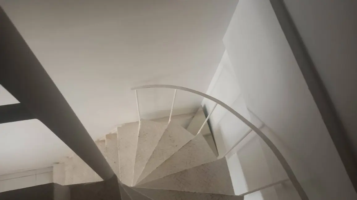 Loja para alugar, 70m2 em Centro, Cabo Frio - RJ - imagem 6 Foto 6 de Loja para alugar, 70m2 em Centro, Cabo Frio - RJ