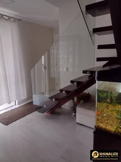 Cobertura com 3 quartos à venda, 120m2 em Braga, Cabo Frio - RJ - imagem 7 Foto 7 de Cobertura com 3 quartos à venda, 120m2 em Braga, Cabo Frio - RJ