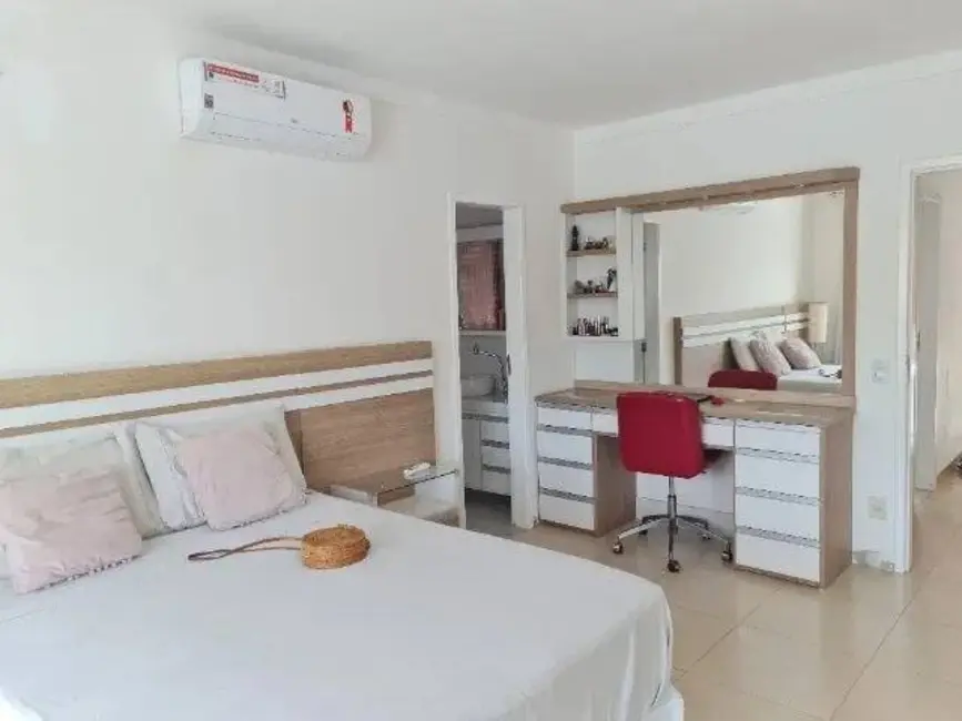 Foto 5 de Casa com 4 quartos à venda, 100m2 em Portinho, Cabo Frio - RJ