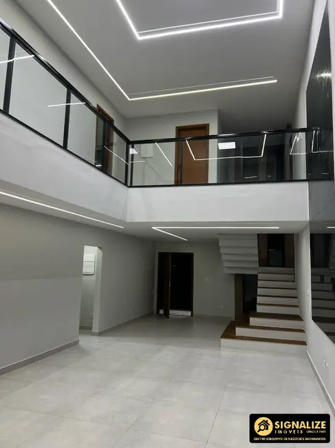 Casa com 4 quartos à venda, 325m2 em Nova São Pedro, Sao Pedro Da Aldeia - RJ - imagem 9 Foto 9 de Casa com 4 quartos à venda, 325m2 em Nova São Pedro, Sao Pedro Da Aldeia - RJ