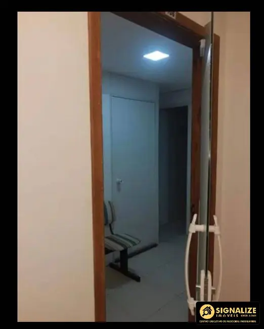 Sala Comercial à venda, 30m2 em Centro, Cabo Frio - RJ - imagem 5 Foto 5 de Sala Comercial à venda, 30m2 em Centro, Cabo Frio - RJ
