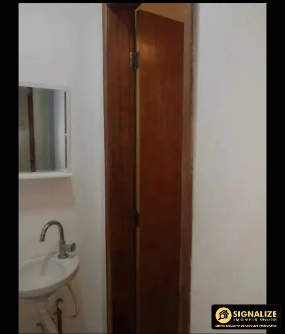 Sala Comercial à venda, 30m2 em Centro, Cabo Frio - RJ - imagem 3 Foto 3 de Sala Comercial à venda, 30m2 em Centro, Cabo Frio - RJ