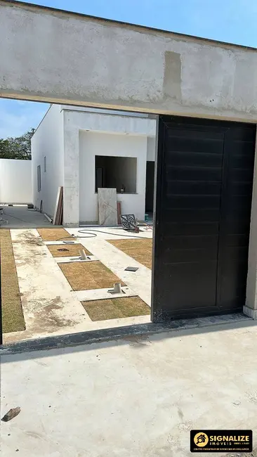 Foto 2 de Casa com 2 quartos à venda, 150m2 em Cabo Frio - RJ
