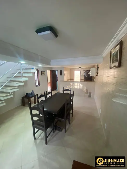 Foto 3 de Casa com 4 quartos à venda, 180m2 em Vila Blanche, Cabo Frio - RJ